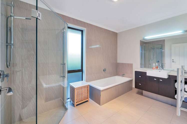 87 Tuparekura Road South Head_25