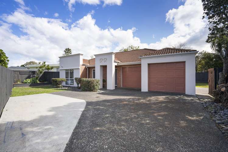 319a Royal Road Massey_21