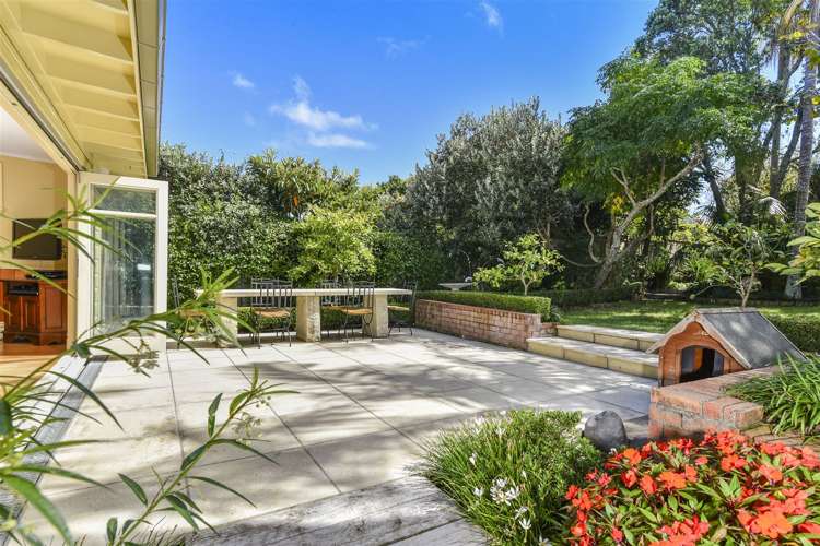 18 Ewen Alison Avenue Devonport_5