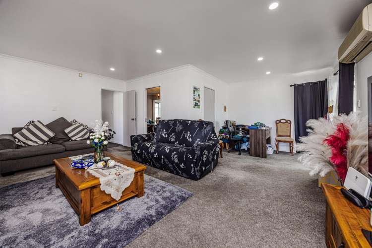 10 Ferndown Avenue Papatoetoe_3