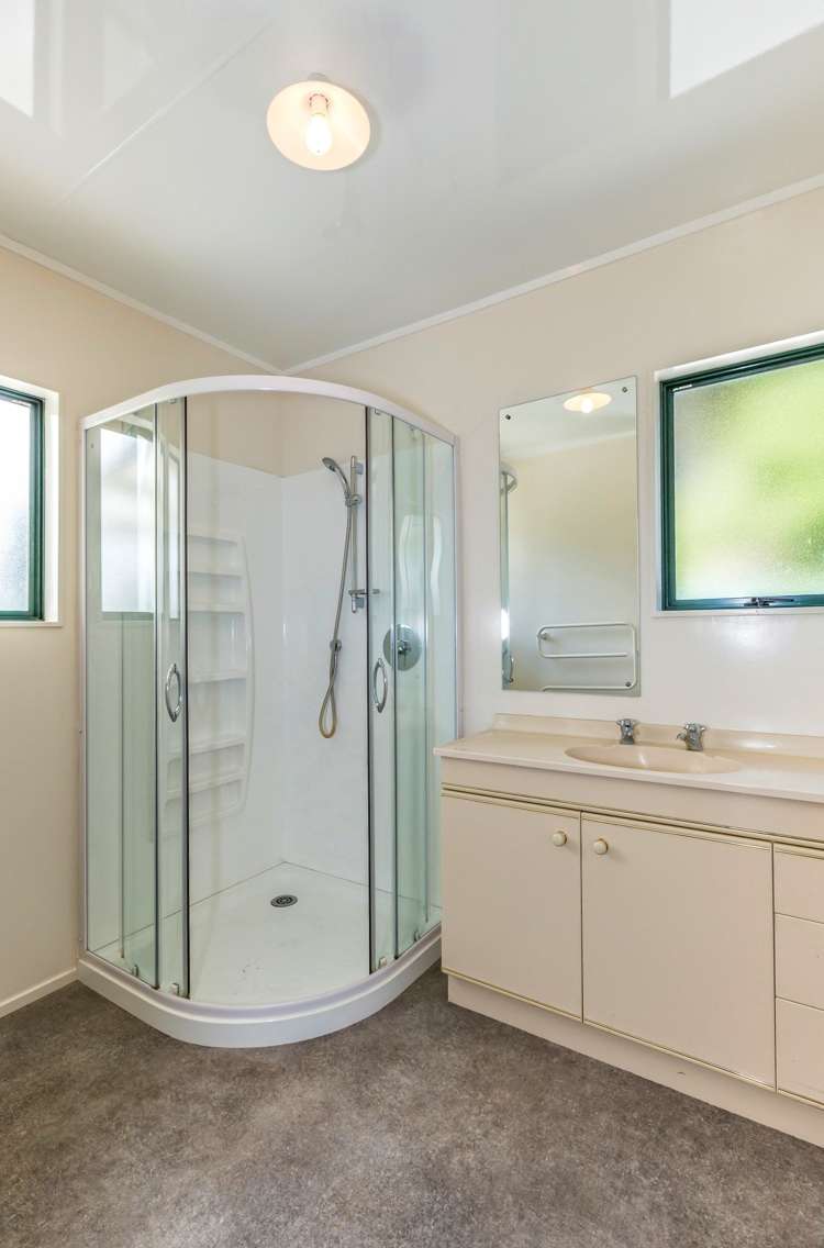 113 Hull Road Waiuku_21