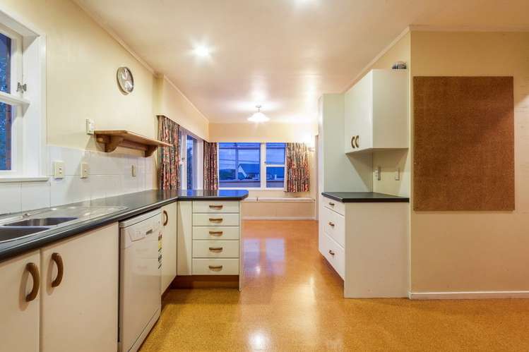 6 Graham Avenue Te Atatu Peninsula_25