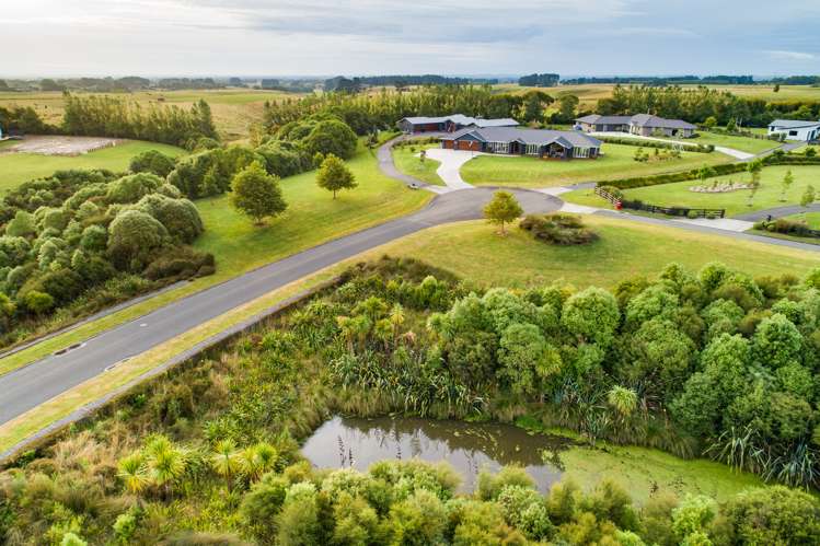 21 Loveston Lane Kelvin Grove_2