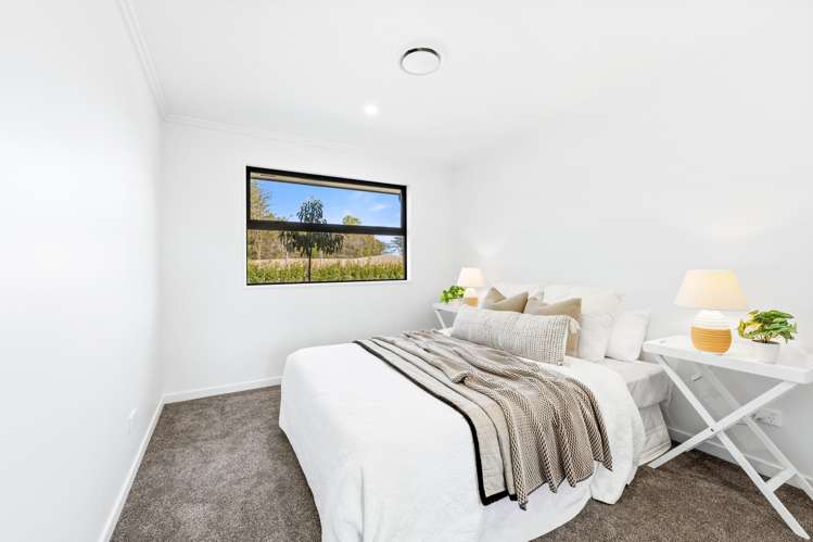 1 Soho Lane West Melton_19