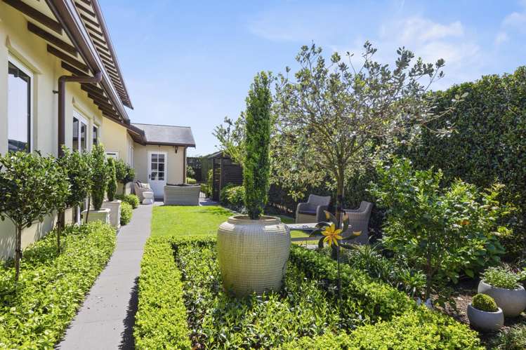 8B Sampson Avenue Waiwhakaiho_8