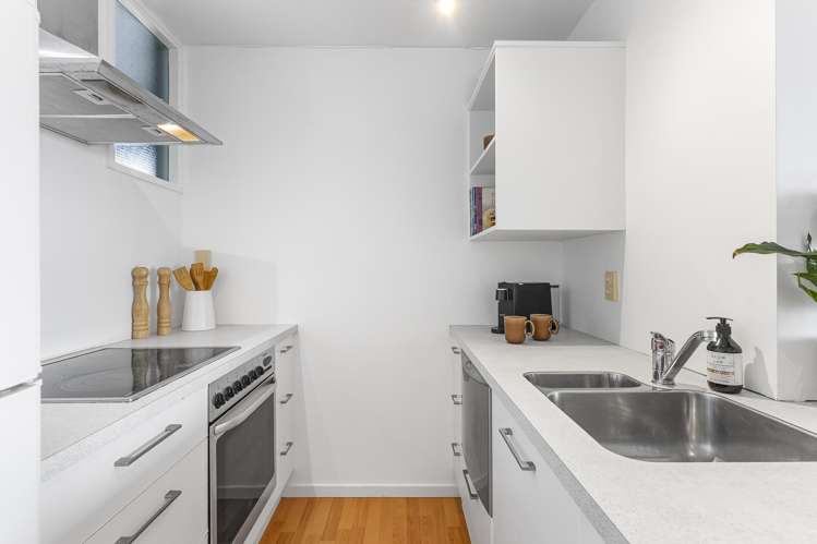 8/160 Kepa Road Orakei_6