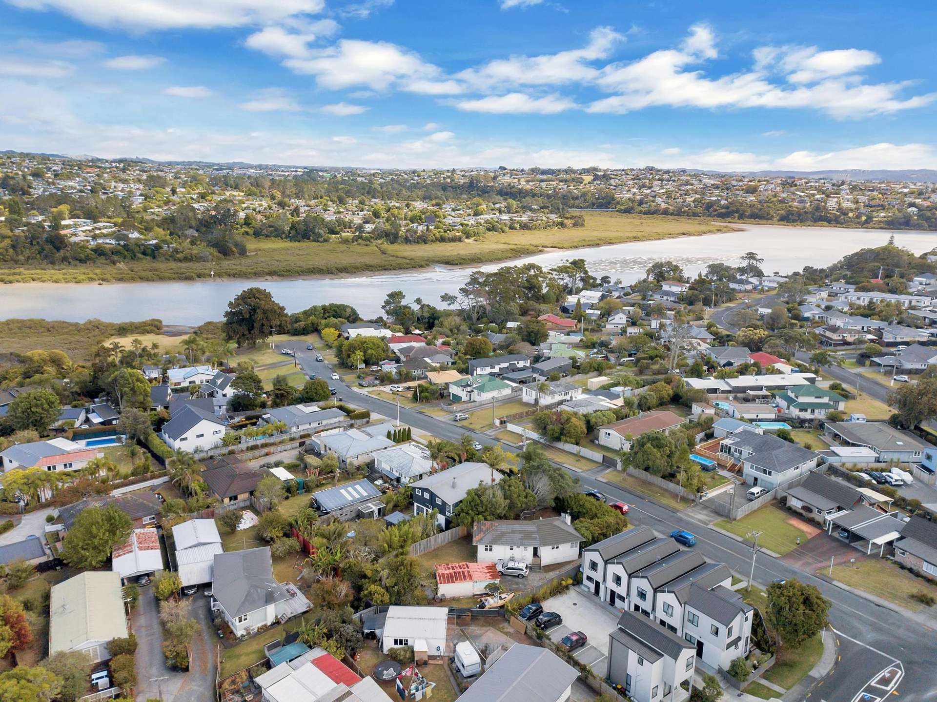 27 Wharf Road Te Atatu Peninsula_0