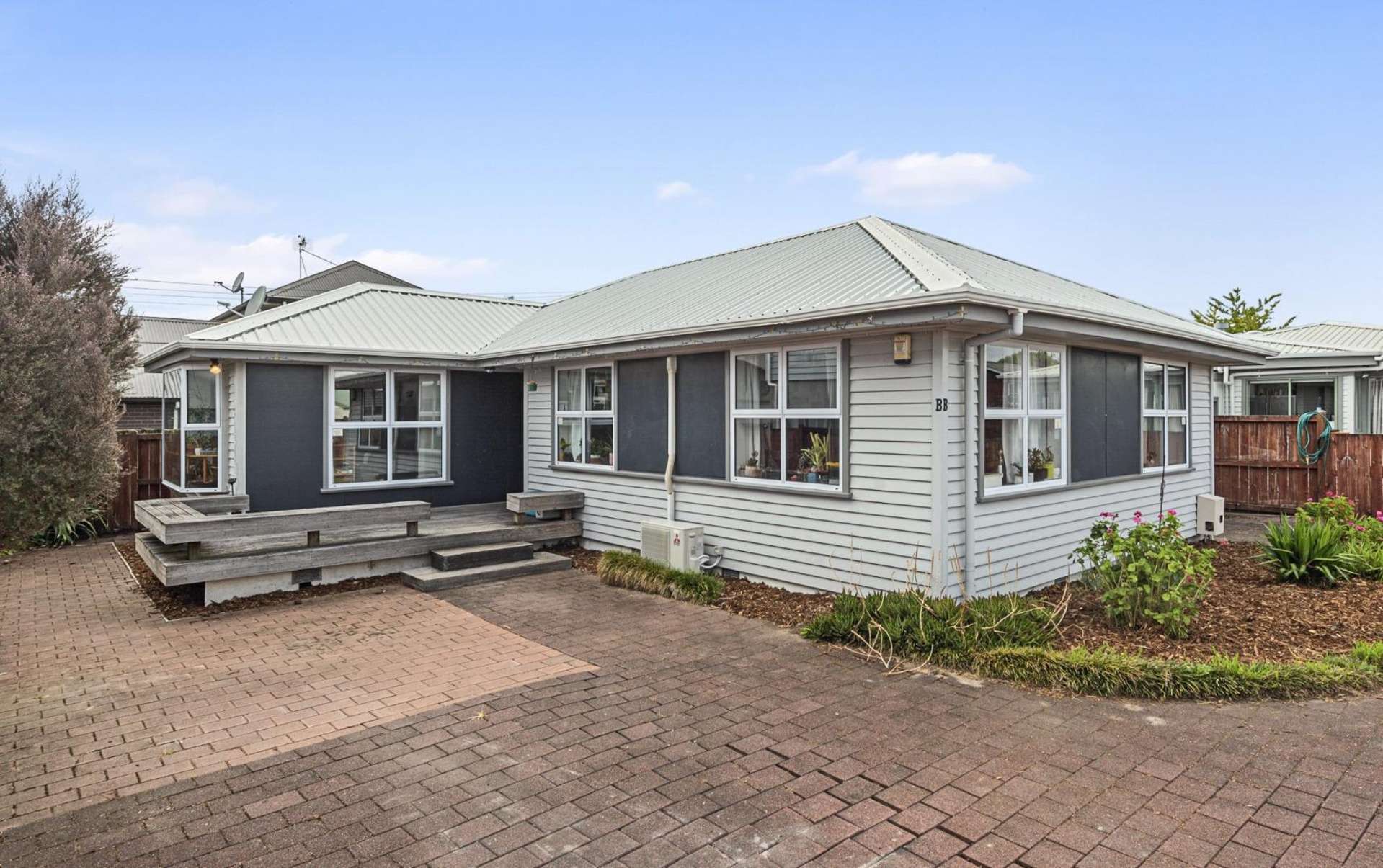 198B Old Farm Road Hamilton East_0