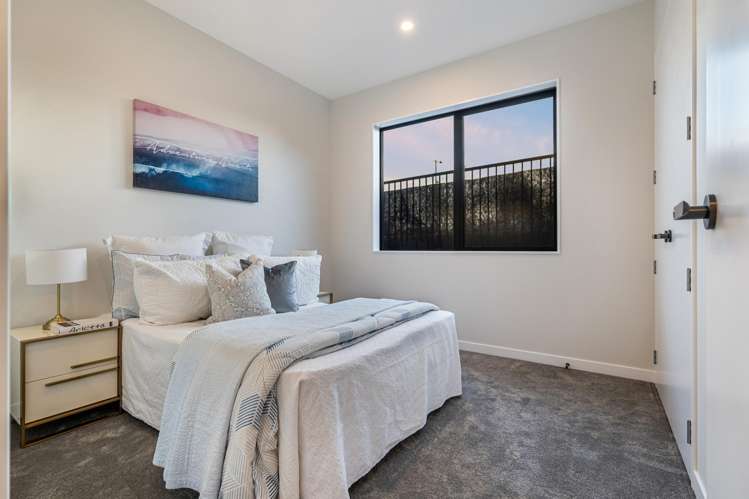 86 Parish Drive Milldale_11