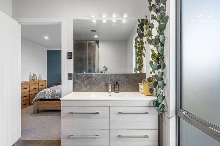 4 Tarn Close Richmond_13