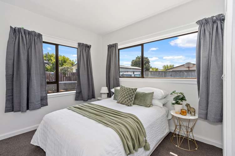 129 Marlow Road Aranui_10