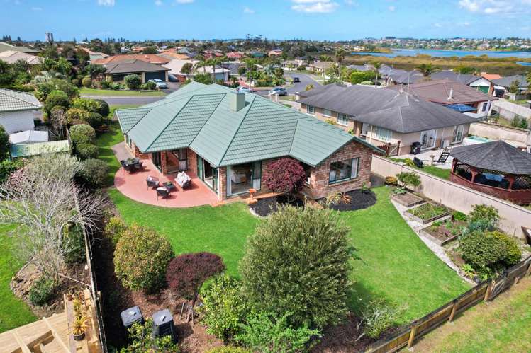 52 Kath Hopper Drive Orewa_26