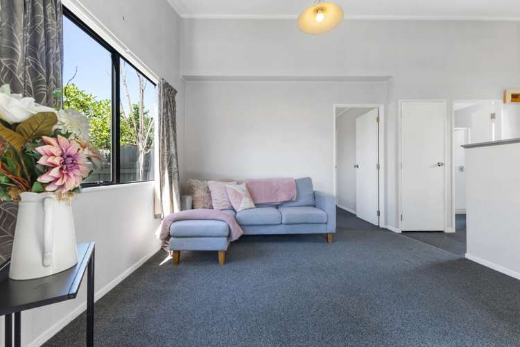 7A & 7 Gleneagles Grove Wattle Downs_20