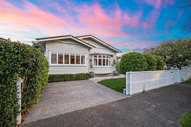 Vendor's Loss, Your Gain: Must-Sell Westmere Gem!