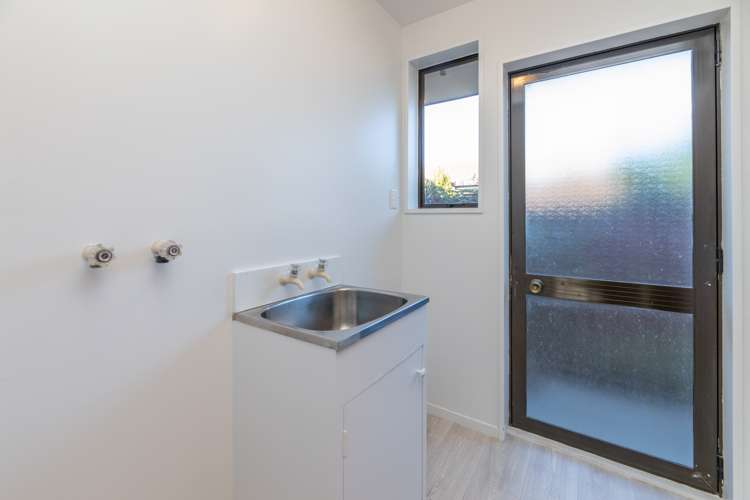 2/83 Middlepark Road Sockburn_11