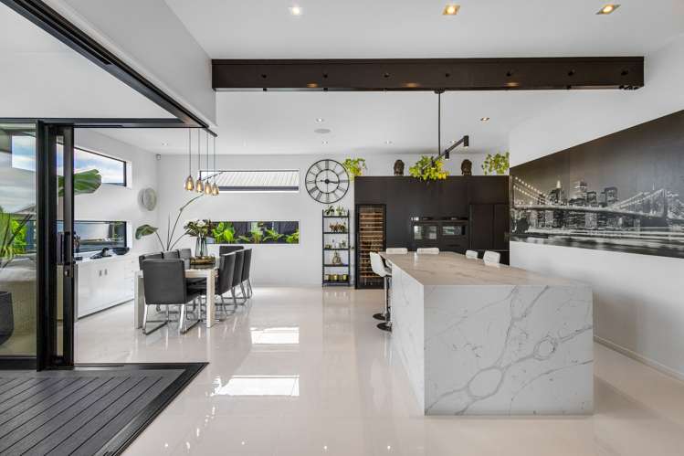 1 Moraine Street Lincoln_3