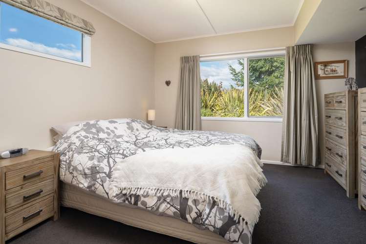 22 Saltwater Lane Wairau Valley_23