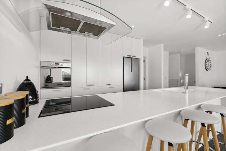 7 Hobson Street New Plymouth Central_5