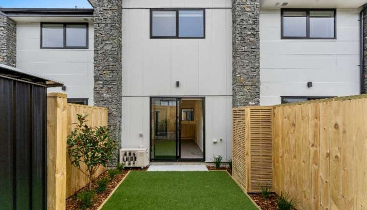 10 Fathom Place Te Atatu Peninsula_1