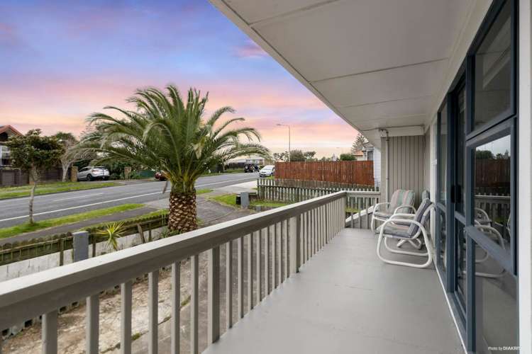 102 Bradbury Road Botany Downs_4