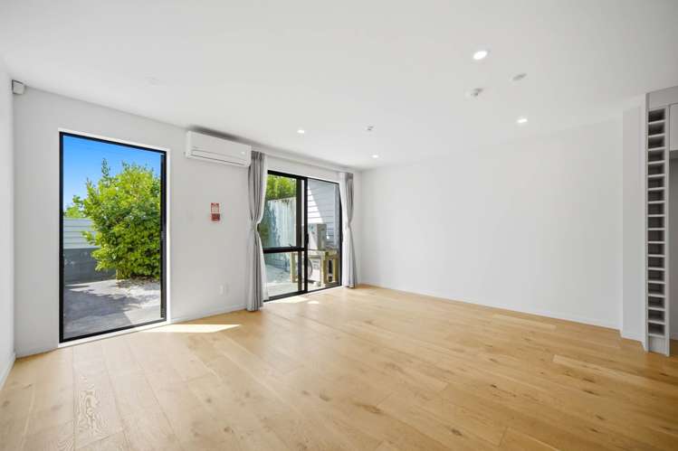 10 Peony Mews Oteha_7