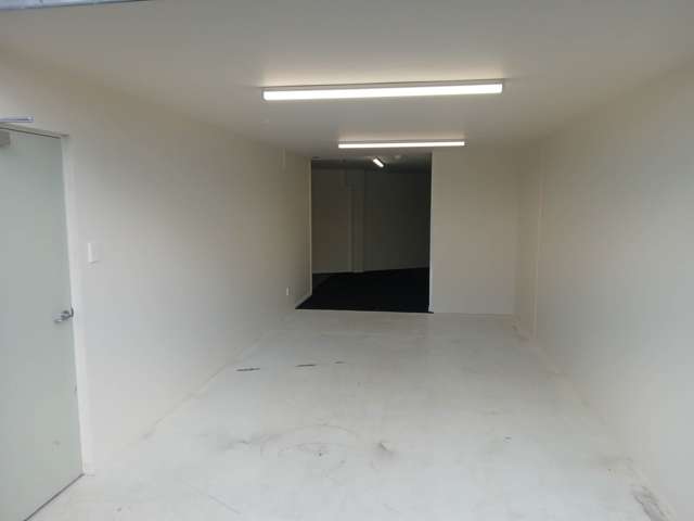 Unit 20/6 Airborne Road Rosedale_1