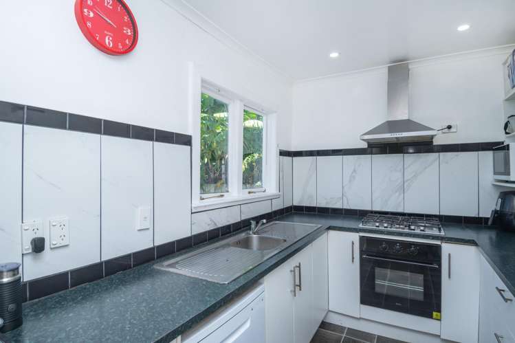 13 Dickson St Kaiti_5