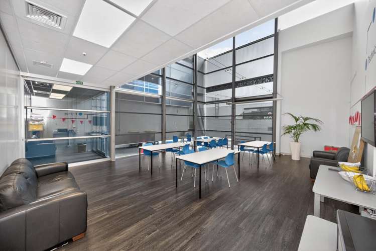 242-244 Bush Road Albany_12