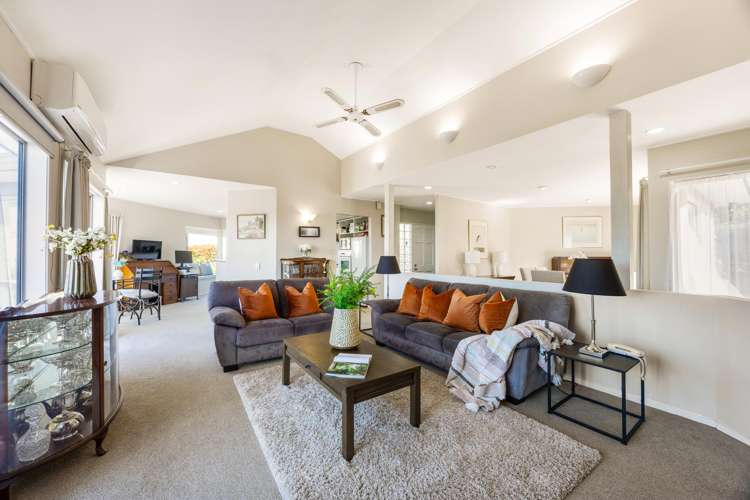 2/134 Bleakhouse Road Mellons Bay_9