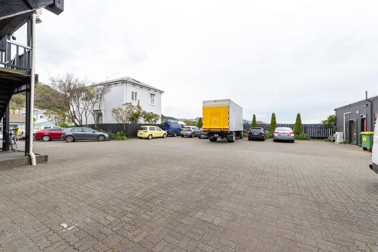 2/369 Adelaide Road Newtown_8