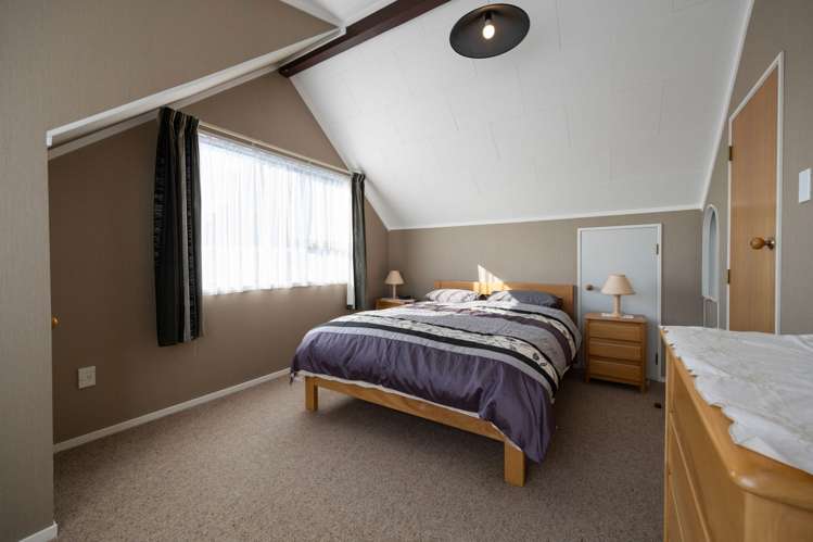 17 Huia Avenue Forest Lake_10