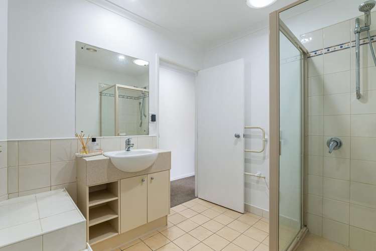 8 Quarter Deck Lane Gulf Harbour_13