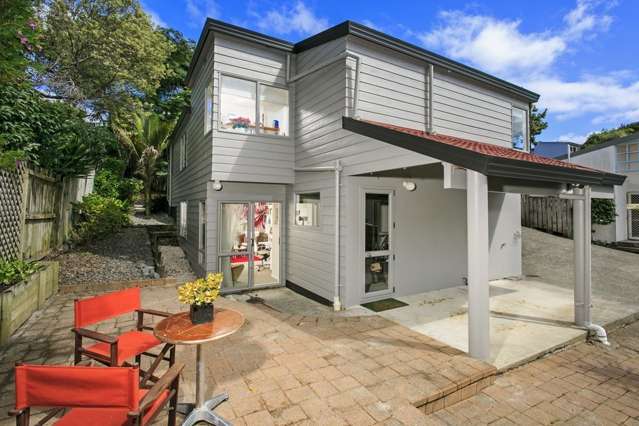 2/17 Aorangi Place Birkenhead_1
