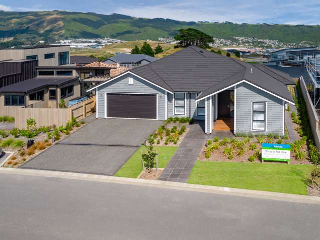 10 Rotorua Grove Aotea_2