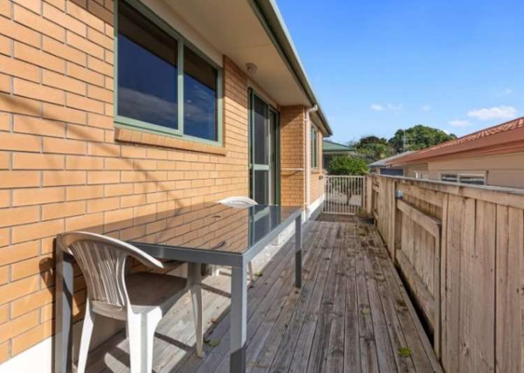 6 Verona Way 1080_13