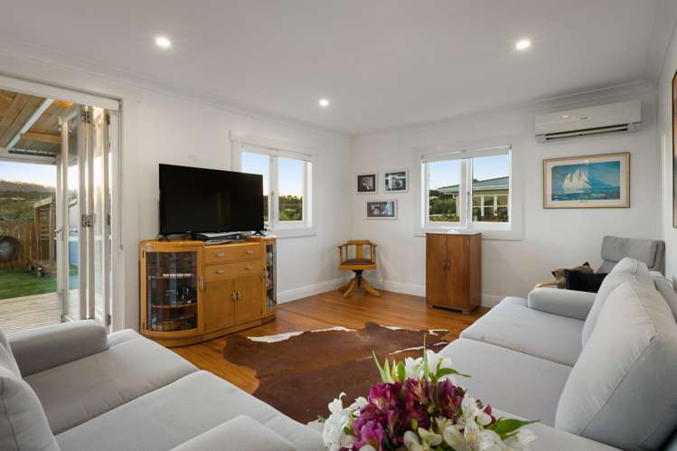 12 Sandleigh Drive Athenree_8