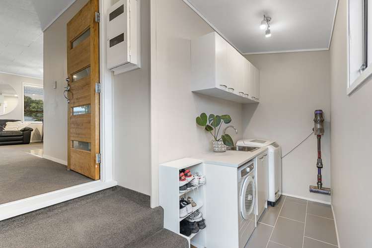 8 Bluewater Place Wattle Downs_18