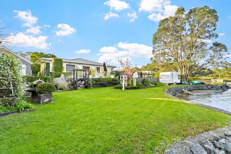 399 Leigh Road Whangateau_17