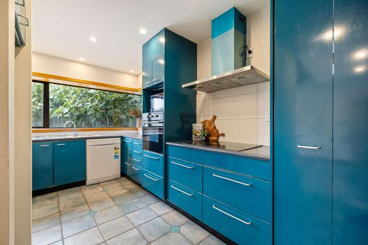 2/155 Yaldhurst Road Upper Riccarton_7