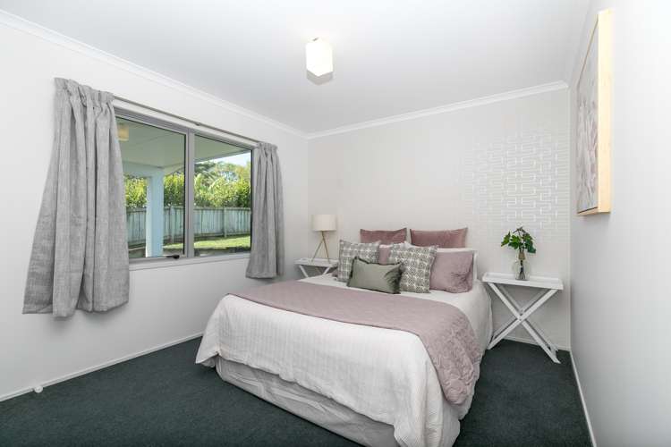 3 Bishopsworth Way Huntington_13