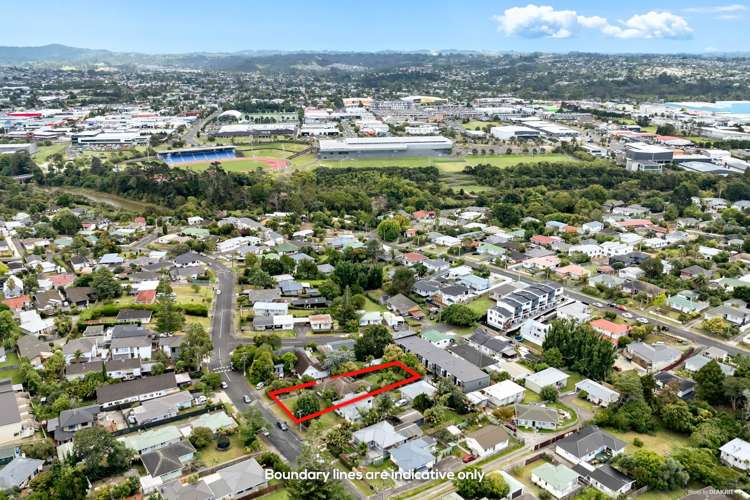 17 Amberley Avenue Te Atatu South_15