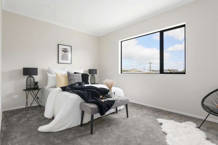 4/137 Avalon Drive Nawton_6
