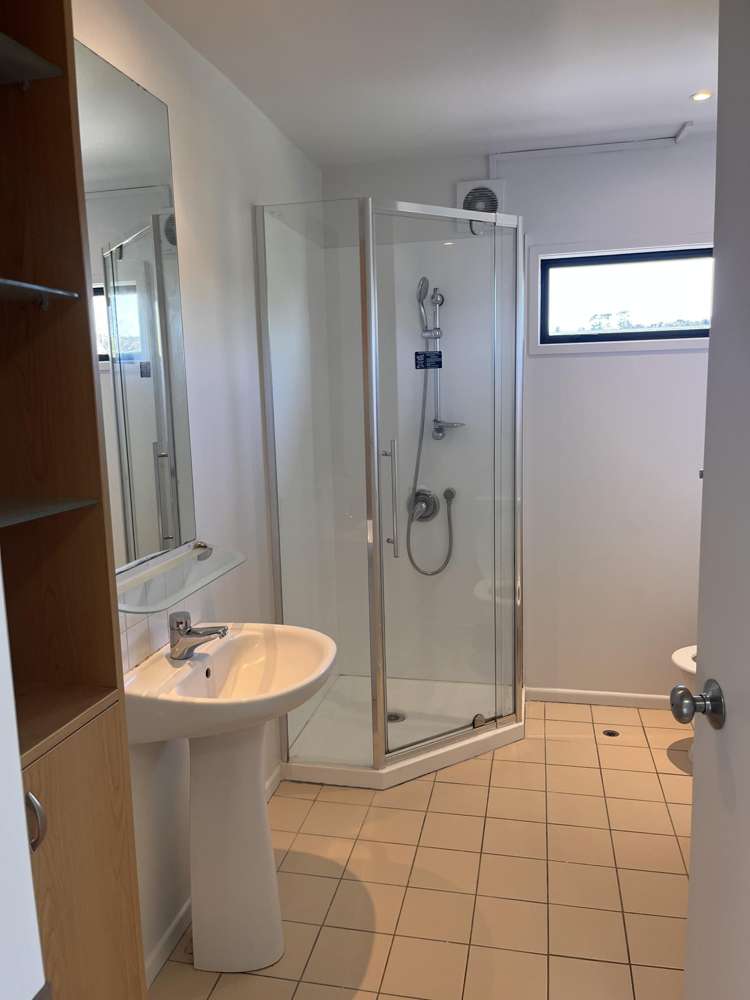 39/2 Armoy Drive East Tamaki_15