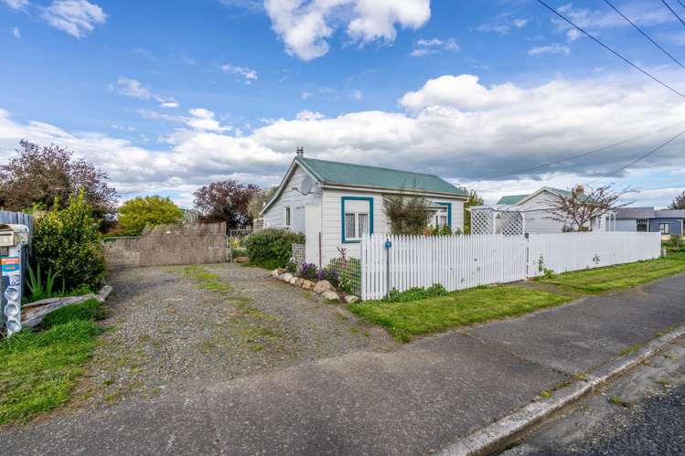 11 High Street East_1