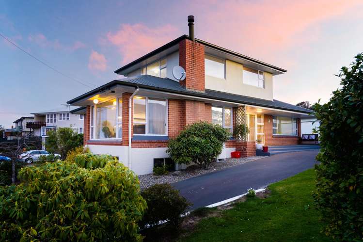 69 Earls Road St Clair_24