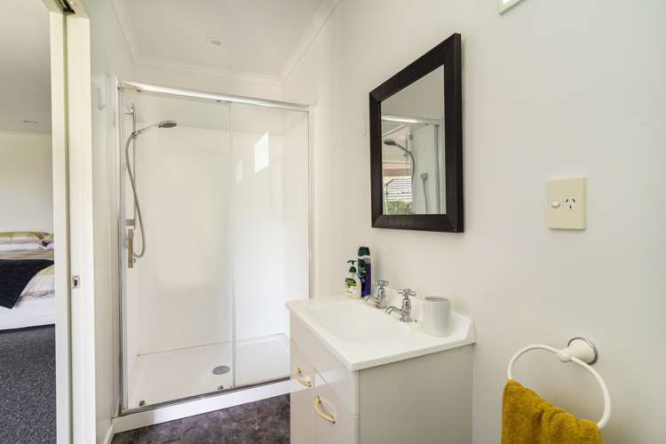 6 Cresswell Place Richmond_15