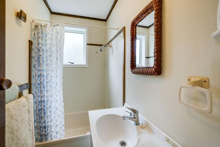 213 Harper Road Waimarama_14