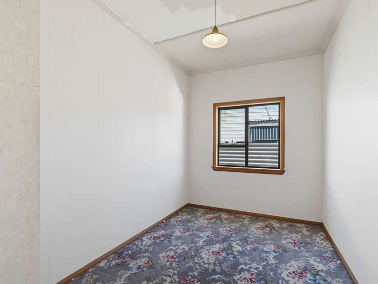 72 Ferry Road Clive_14