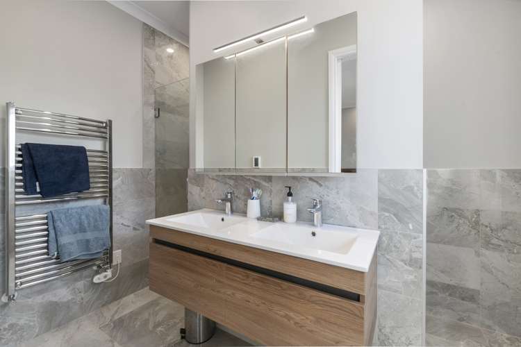 124 Johnstone Drive Fitzherbert_9