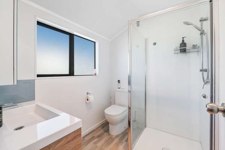 1038a Whangaparaoa Road Tindalls Beach_24